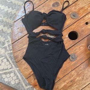Aerie swim suit - worn once